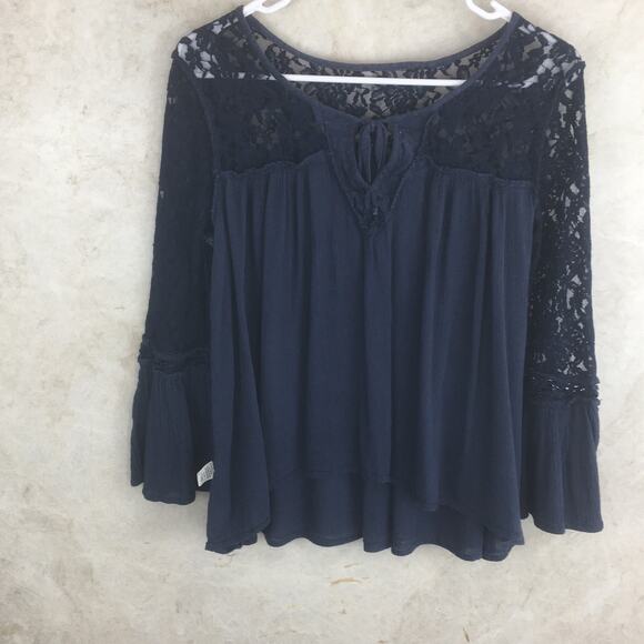 Mudd Blue Summer Cotton Blend Lace Top with Bell Sleeves Women's Size L - Picture 6 of 15